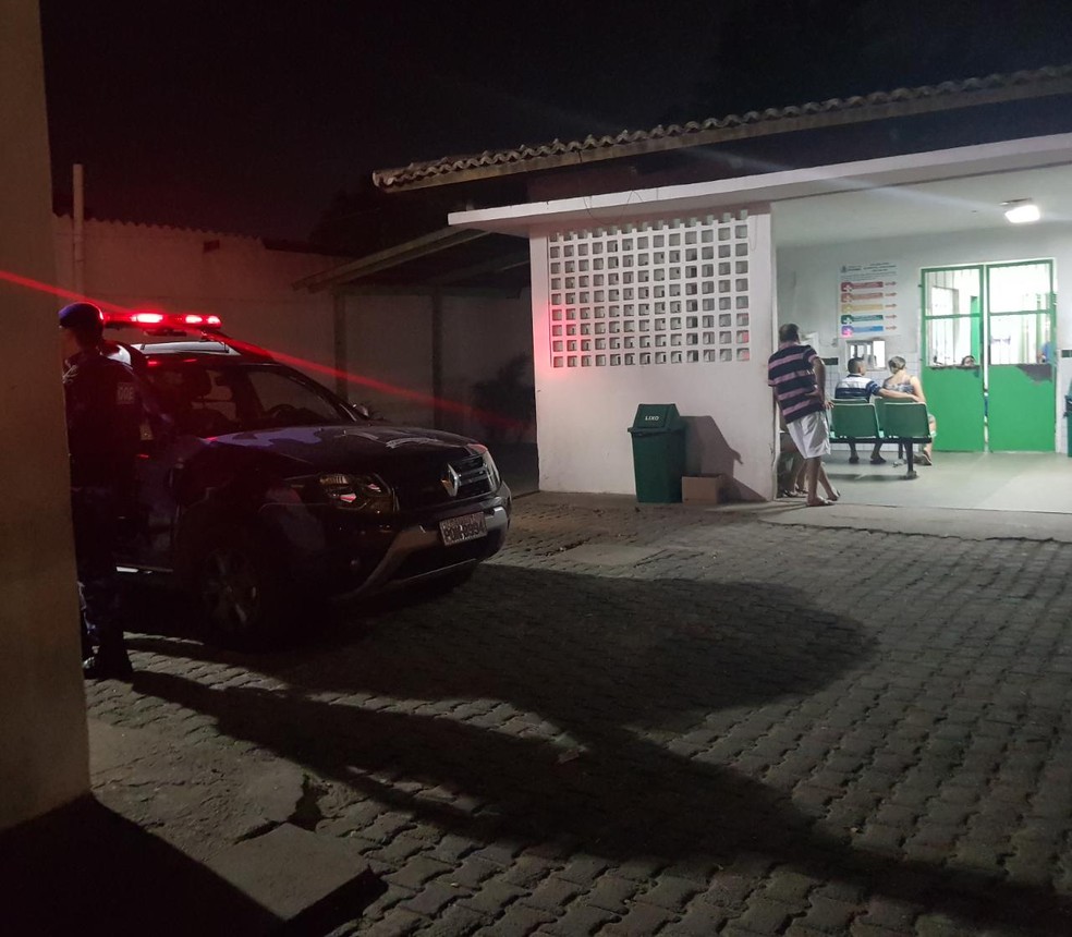 Vítima chegou a ser socorrida para um hospital, mas não resistiu aos ferimentos e veio a óbito. — Foto: Rafaela Duarte