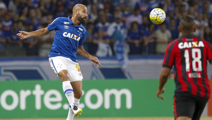 Lado direito, 2º tempo, bola aérea... o mapa dos gols sofridos pelo Cruzeiro