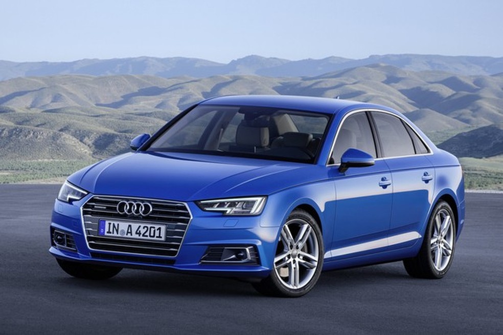 Recall: Audi convoca modelos A4 Sedan e Avant para substituição do  para-brisa | Carros | autoesporte