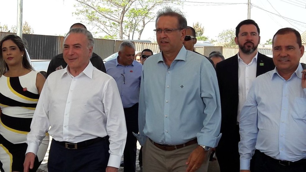Temer ao lado do governador do Tocantins Marcelo Miranda e a prefeita de Xambioá, Patrícia Evelin (Foto: Suzana Barros/Governo do Tocantins)