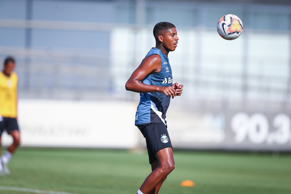 Destaque em relatório, Jean Pyerre volta para a Libertadores como alternativa ao Grêmio