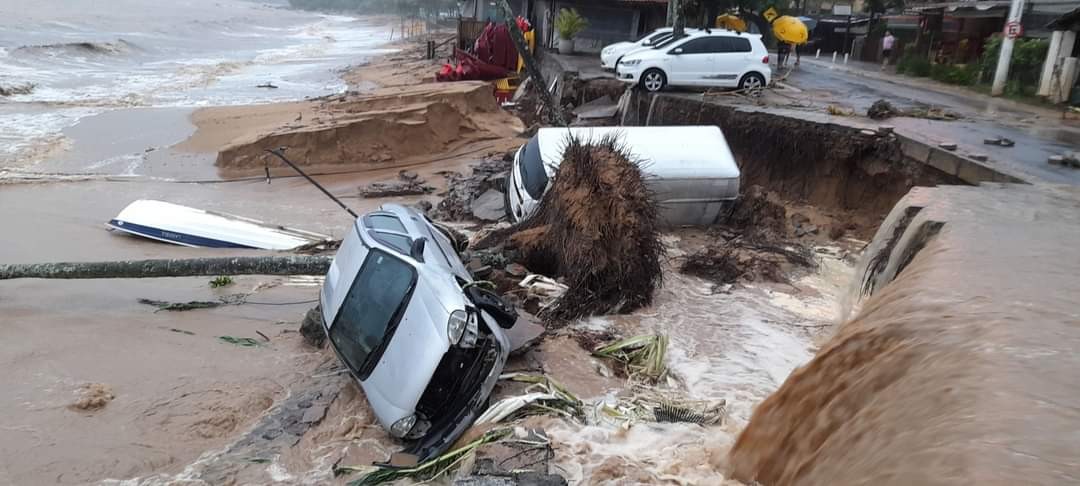 Após temporal, região Sul de lhabela entra em estado de atenção