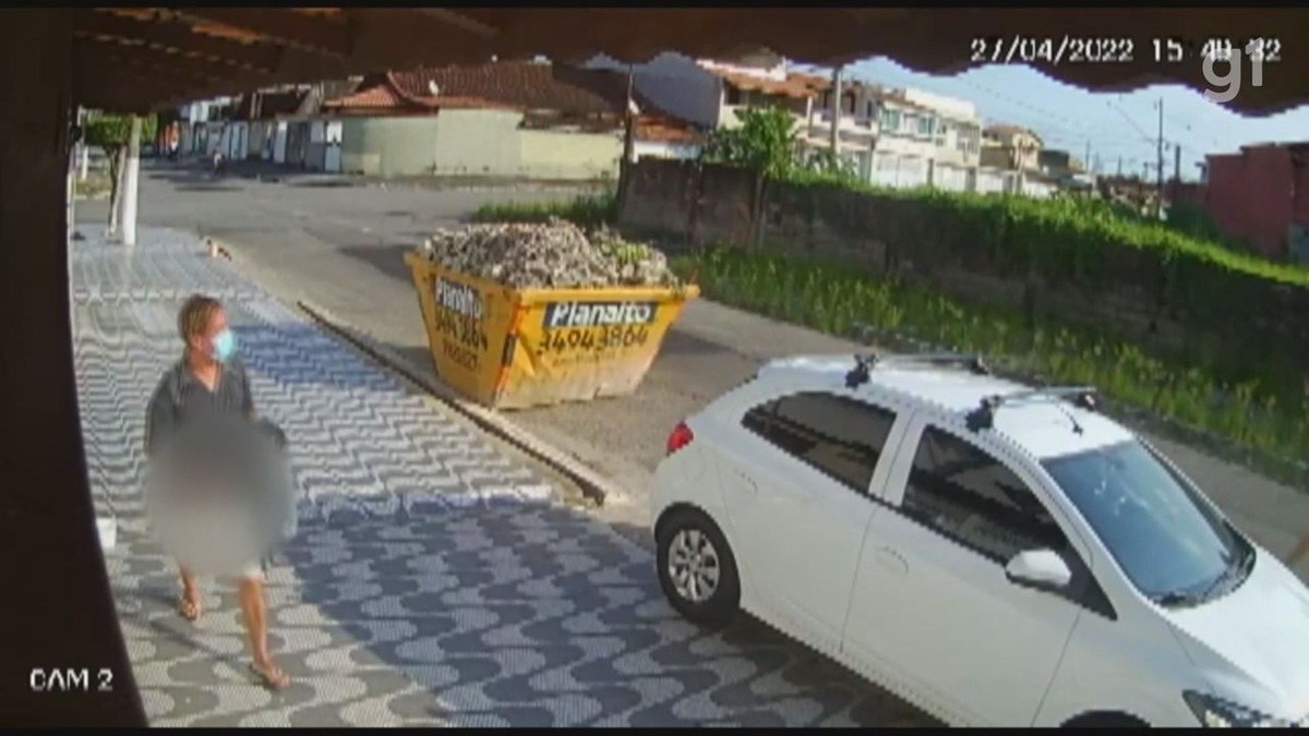 Homem é Flagrado Se Masturbando Enquanto Persegue Mulher No Litoral De Sp VÍdeo Santos E 