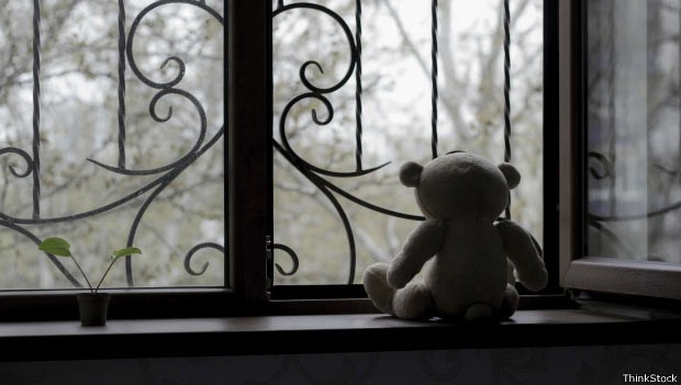 Milhares de pedófilos usam a dark web para compartilhar, vender ou acessar imagens de crianças sofrendo abuso (Foto: ThinkStock/BBC)