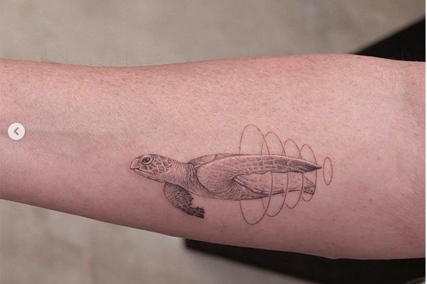 A tatuagem feita pelo ator Michael. J. Fox (Foto: Instagram)