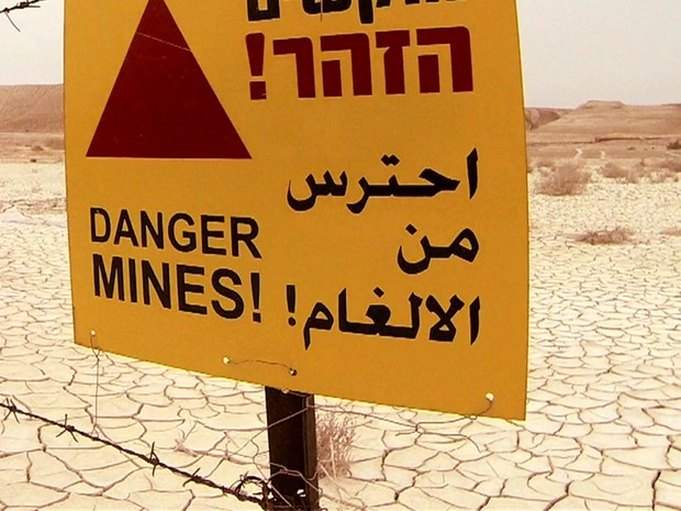 Projeto está tentando remover as mais de mil minas da área (Foto: BBC)