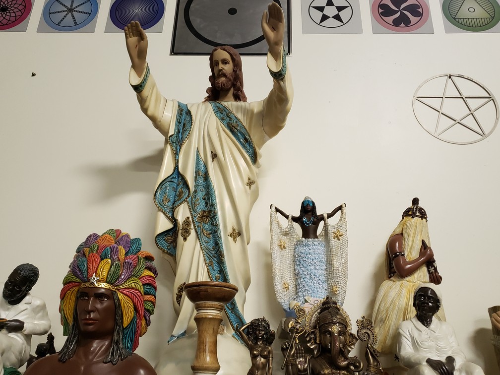 Altar do Colégio Pena Branca, no bairro do Ipiranga, na Zona Sul de São Paulo — Foto: Bárbara Muniz Vieira/G1