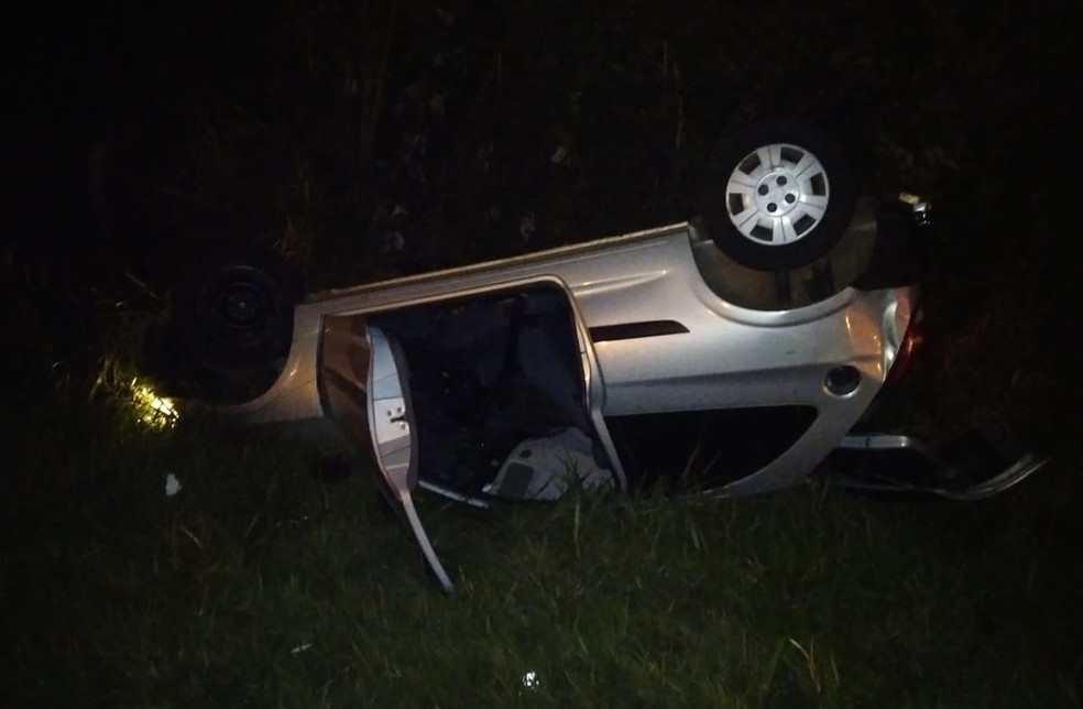 Homem morre após acidente na SP-294, em Junqueirópolis (SP) — Foto: Polícia Rodoviária