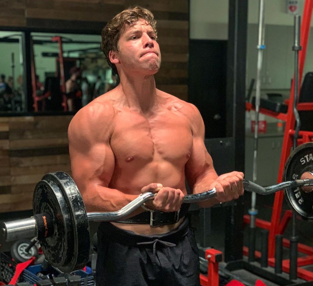Joseph Baena, filho de Arnold Schwarzenegger (Foto: Reprodução / Instagram)
