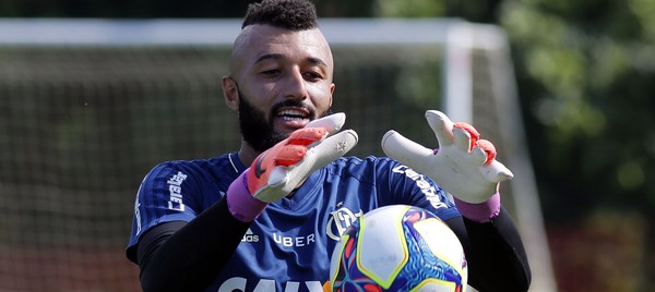 Jornalista: Rueda ganha respeito como ser humano se optar por Muralha