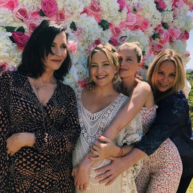 Kate Hudson ganha chá de bebê (Foto: Reprodução/Instagram) Kate Hudson ganha chá de bebê (Foto: Reprodução/Instagram)