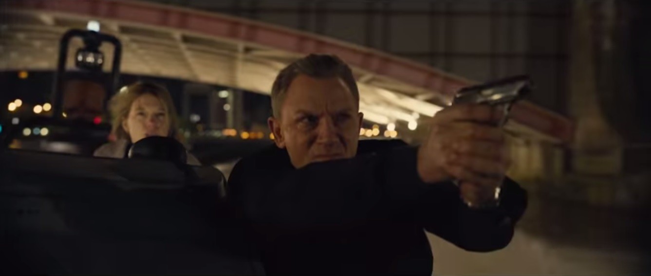 Daniel Craig e Léa Seydoux em cena do trailer de '007:Spectre' (Foto: reprodução)