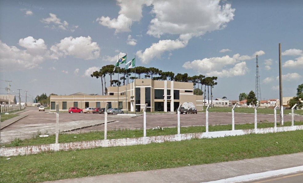 JustiÃ§a suspende bloqueio de bens da presidente da CÃ¢mara Municipal de Castro â€” Foto: ReproduÃ§Ã£o/Street View