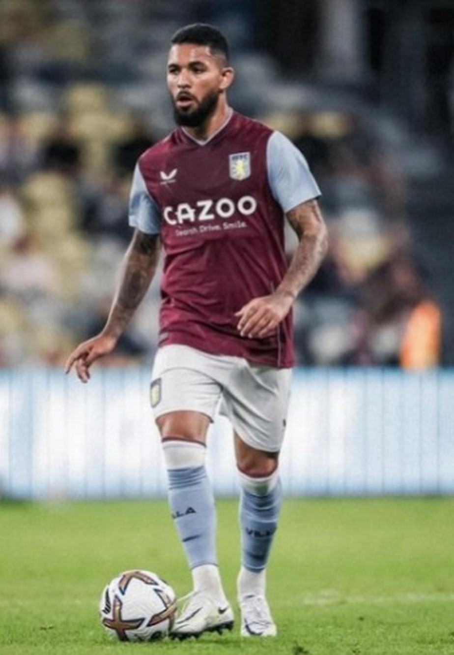 Douglas Luiz, do Aston Villa