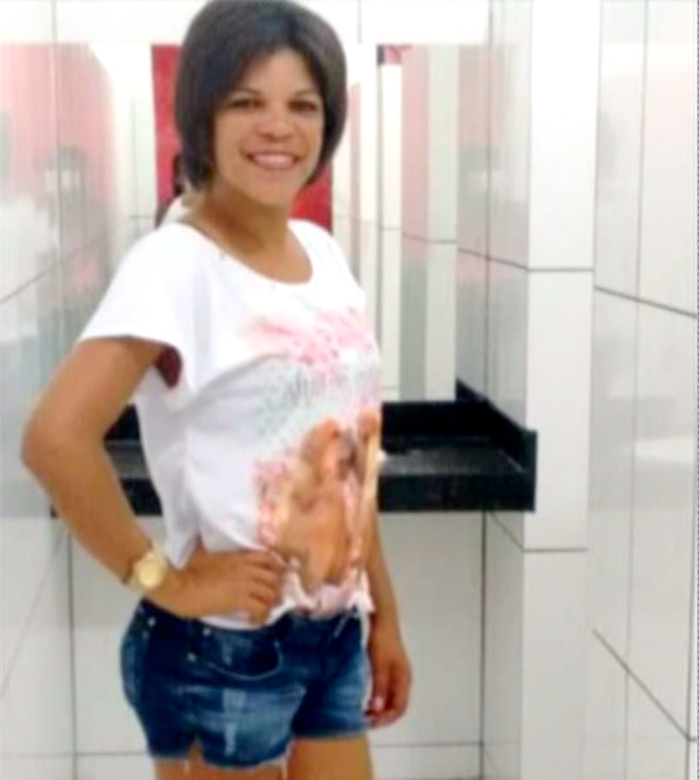 Valéria foi esfaqueada e está em estado vegetativo — Foto: Reprodução/TV Anhanguera