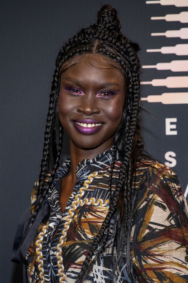 LOS ANGELES, CALIFORNIA - SEPTEMBER 22: In this image released on September 22, Alek Wek attends Rihanna's Savage X Fenty Show Vol. 3 presented by Amazon Prime Video at The Westin Bonaventure Hotel & Suites in Los Angeles, California; and broadcast on Sep (Foto: Getty Images for Rihanna's Savag)
