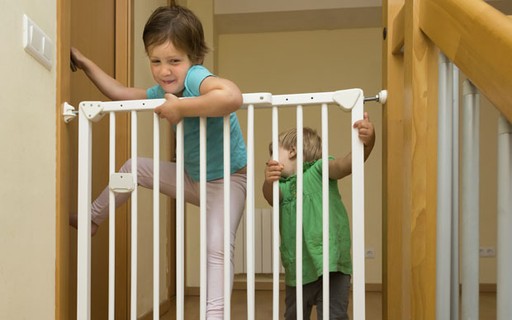 Beliche Infantil Casinha com Escada e Proteção de Quedas