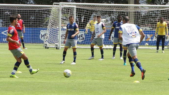 Cruzeiro calibra a pontaria para último jogo do Campeonato Brasileiro 2016