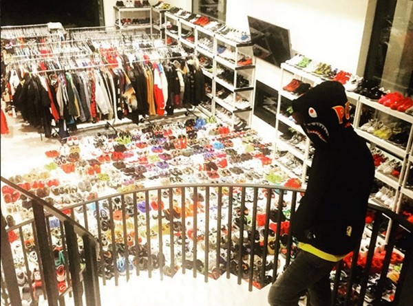 Foto compartilhada por Chris Brown de seu closet (Foto: Instagram)