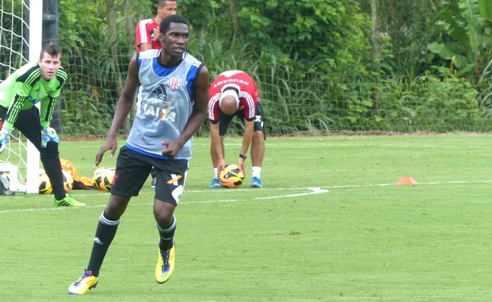 Flamengo tem volta de jogador que estava emprestado