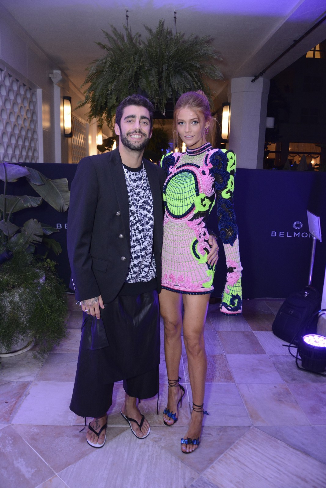 Pedro Scooby e Cintia Dicker Chegam juntos Para o Baile da Vogue 2022 (Foto: Webert Belicio/ Agnews)