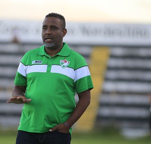 Fernando Alcântara, técnico do Salgueiro (Foto: Ailton Cruz/ Gazeta de Alagoas)