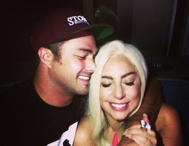 Lady Gaga e Taylor Kinney (Foto: Reprodução/Instagram)