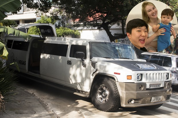 De limousine, Pyong Lee leva Sammy Lee a almoço no Dia das Mães (Foto: Leo Franco/AgNews)