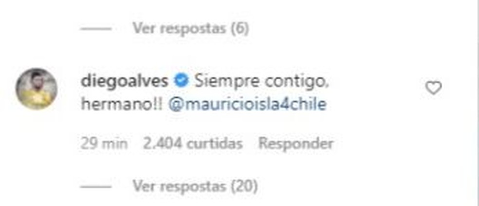 Diego Alves mostra apoio a Isla &mdash; Foto: Reprodu&ccedil;&atilde;o