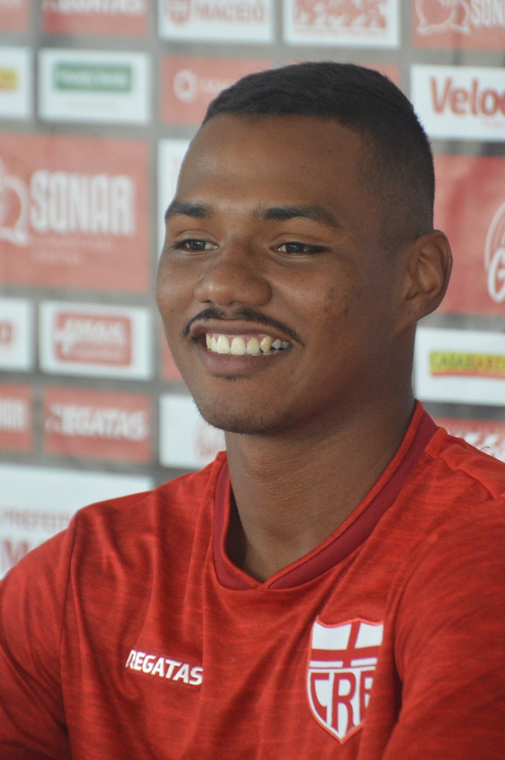 Adsson tem 19 anos e esteve na base do CRB no último ano — Foto: Gustavo Henrique/Ascom CRB