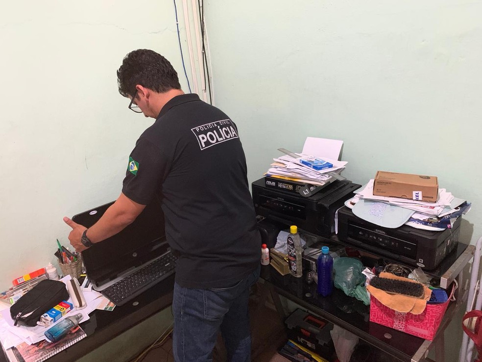 Polícia cumpriu mandados contra suspeitos de fraudes — Foto: Polícia Civil