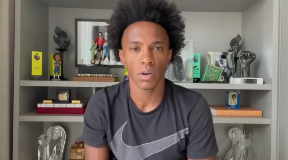 Willian, do Corinthians, cobra autoridades após casos de violência no futebol brasileiro