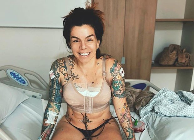 Penélope Nova mostra resultado de cirurgia nos seios (Foto: Reprodução/Instagram)
