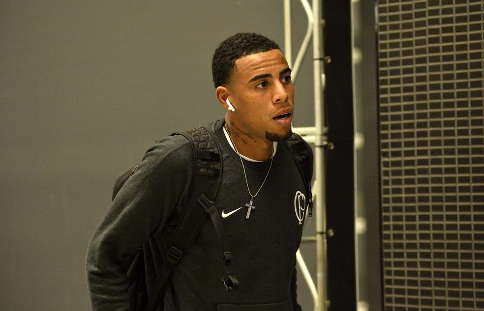 Gustagol ficará no banco novamente contra o Flamengo no Maracanã — Foto: Marcos Ribolli
