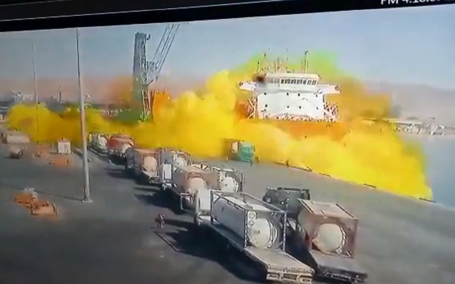 Contêiner explode em porto na Jordânia e causa dez mortes