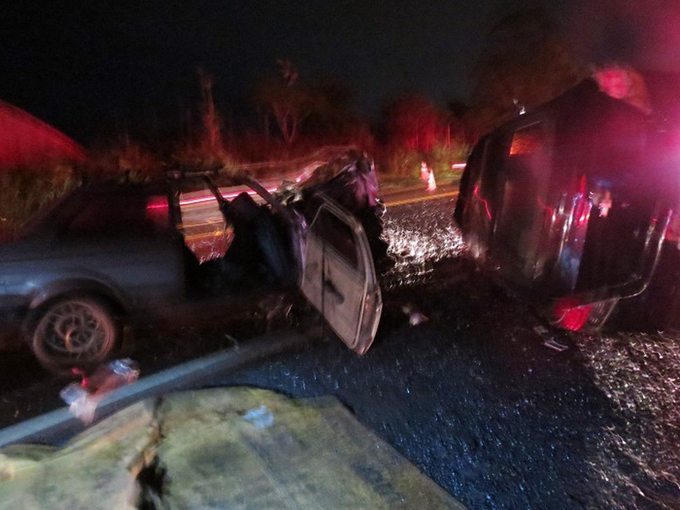 Uma pessoa morreu e outras três ficaram feridas em Junqueirópolis (SP) — Foto: Jorge Zanoni
