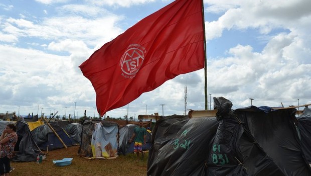 Acampamento do MTST no Distrito Federal (Foto: Valter Campanato/Agência Brasil)