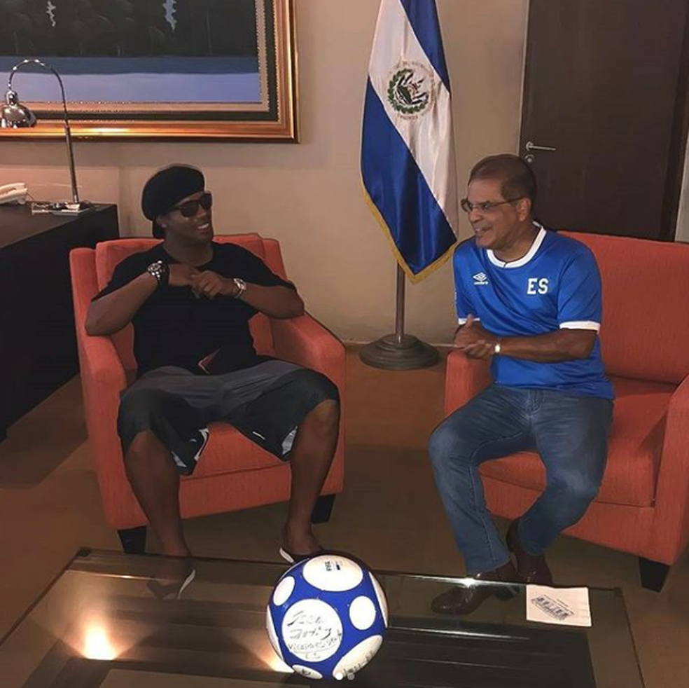 Ronaldinho Gaúcho participa de eventos em El Salvador (Foto: Reprodução/Instagram)