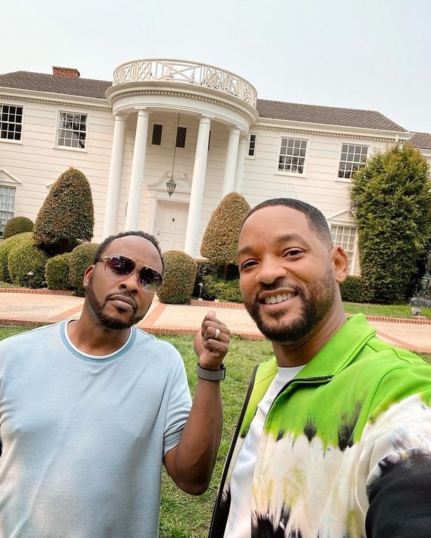 Will Smith e Jazzy Jeff e a mansão de 'Um Maluco no Pedaço (Foto: Reprodução/Instagram)