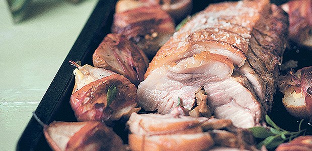 Lombo de porco recheado com pera e gorgonzola (Foto: Stockfood/ Greatstock)