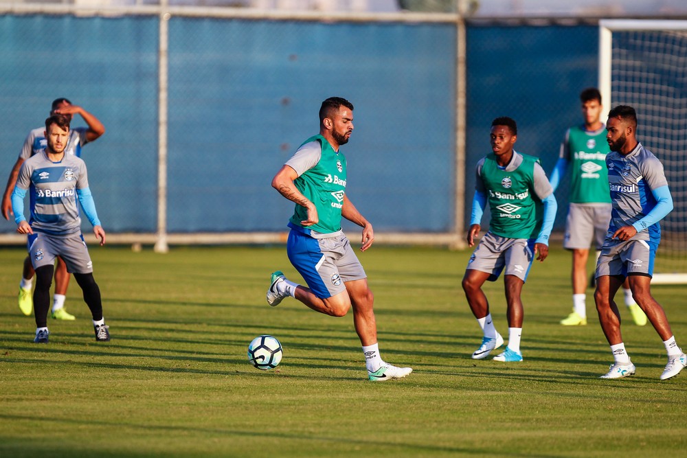 Contra o Coritiba, Renato tem desafio de manter melhor futebol sem Ramiro
