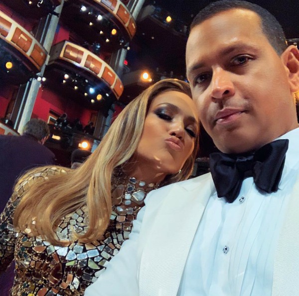 Jennifer Lopez e seu namorado Alex Rodriguez (Foto: Reprodução Instagram)