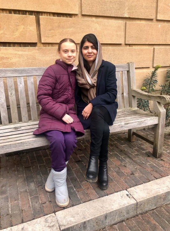 Greta Thunberg e Malala Yousafzai se encontram na universidade de Oxford thumbnail
