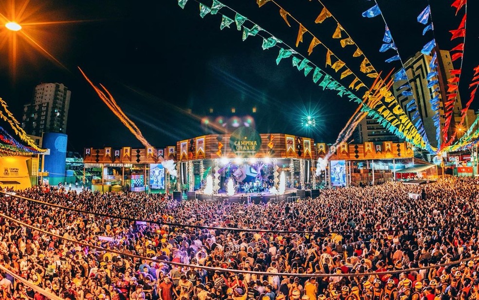 São João 2018 de Campina Grande acontece de 8 de junho a 8 de julho, no Parque do Povo, com shows de Wesley Safadão, Elba Ramalho, Léo Santana, Luan Santana e Bell Marques (Foto: Emanuel Tadeu/Aliança & Medow Promo)