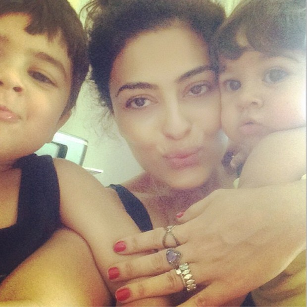 Juliana Paes com os filhos (Foto: Reprodução / Instagram)