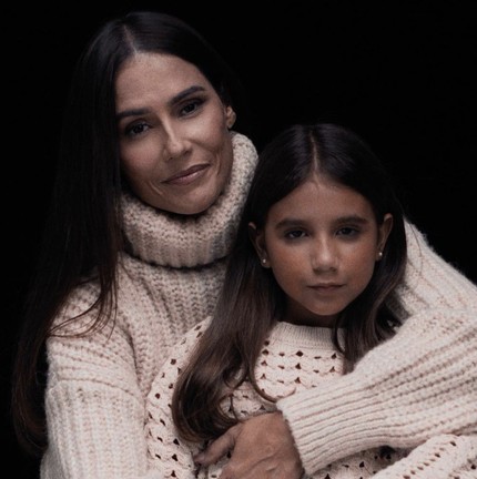 Deborah Secco e Maria Flor — Foto: Reprodução/Instagram