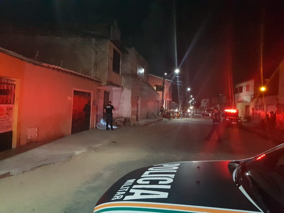 Crime aconteceu na noite deste sábado (16), no Bairro Planalto Ayrton Sena — Foto: Ricardo Mota/Sistema Verdes Mares
