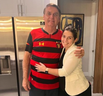 A chef Karlota Fonseca foi a responsável ceia de réveillon da família Bolsonaro nos EUA  — Foto: Instagram / Reprodução