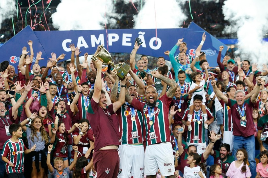 Campeonato Carioca - Final - Fluminense x Flamengo.