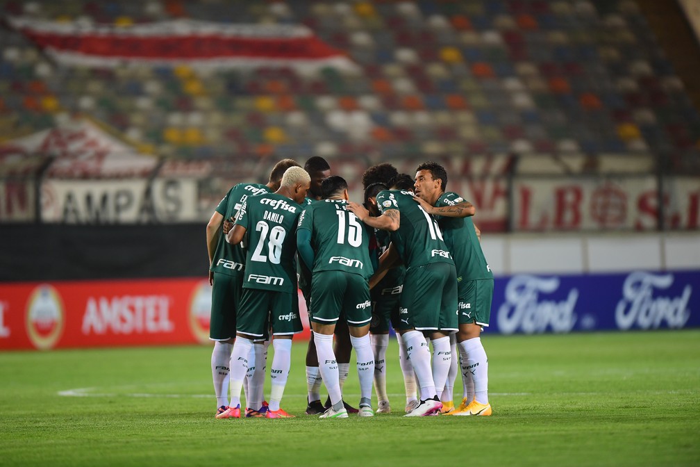 Com vitória sofrida, Palmeiras escapa de ter pior sequência sob o comando de Abel Ferreira